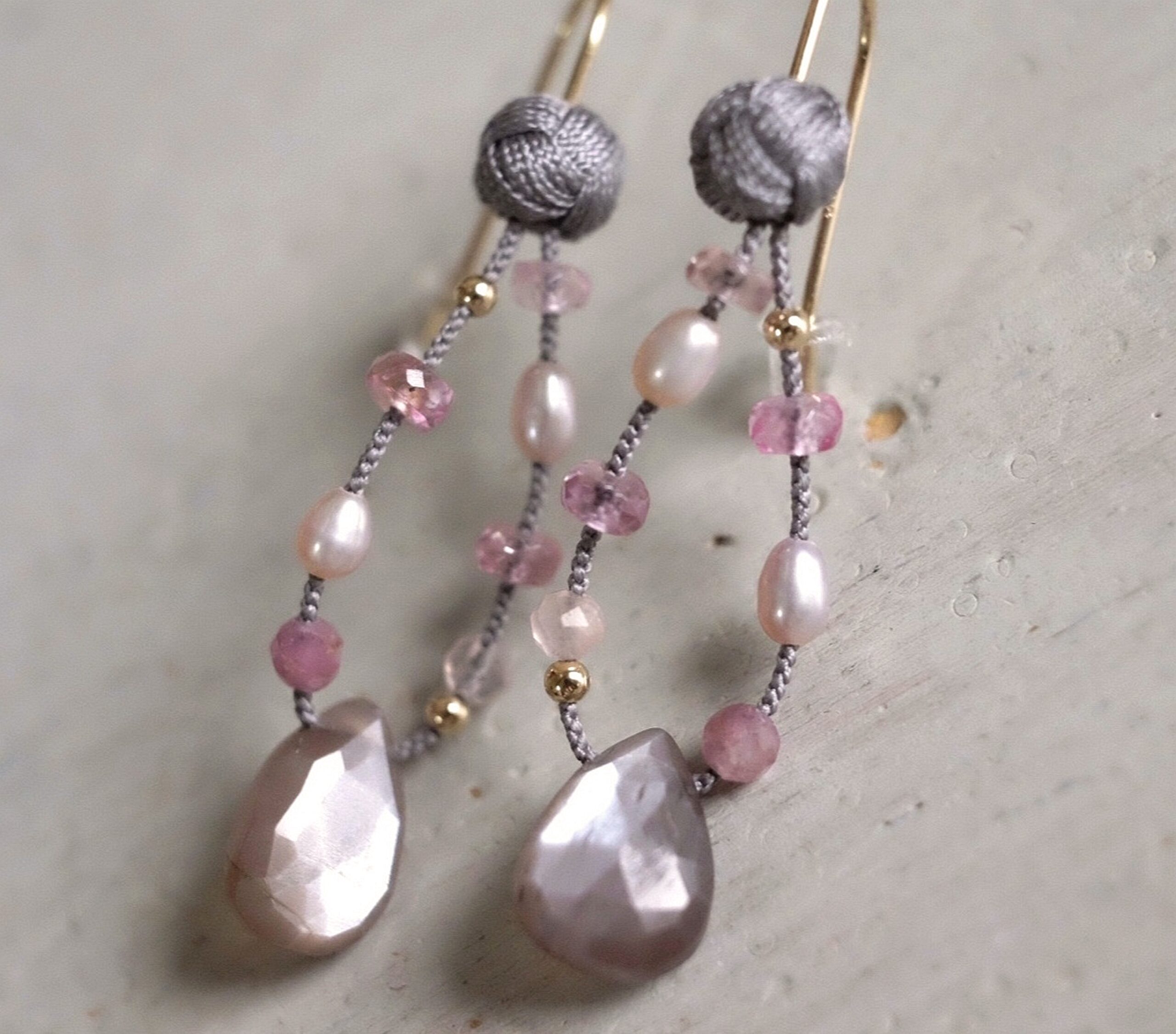 Boucle d’oreilles au nœud japonais